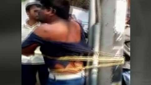 ಮಹಿಳೆಯನ್ನು ಚುಡಾಯಿಸಿದ ಟೆಕಿಯನ್ನು ವಿದ್ಯುತ್ ಕಂಬಕ್ಕೆ ಕಟ್ಟಿ ಹಾಕಿ ಥಳಿಸಿದರು!