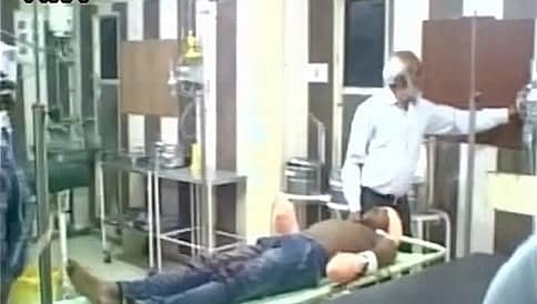 ತನ್ನ ಮಗು ಮೇಲೆ ಅತ್ಯಾಚಾರ ಮಾಡಿದವನ ಎರಡೂ ಕೈಕತ್ತರಿಸಿದ ತಂದೆ!