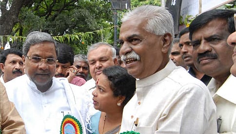 ಪುಂಡಲೀಕ ಹಾಲಂಬಿ ಅವರ ಕನ್ನಡದ ಸೇವೆ ಅಪಾರ
