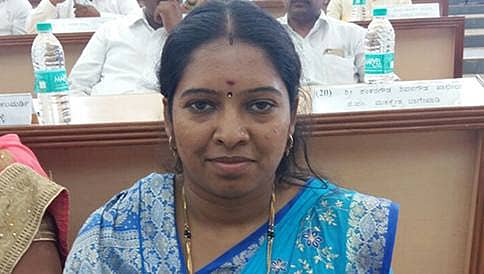ಬೆಳಗಾವಿ ಜಿ.ಪಂ.‘ಕೈ’ ವಶ: ಅಧ್ಯಕ್ಷೆಯಾಗಿ ಆಶಾ ಐಹೊಳೆ ಆಯ್ಕೆ