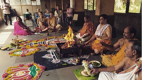 "ಇಂಡಿಯಾ" ಒಳಿತಿಗಾಗಿ ಜಾಂಟಿ ರೋಡ್ಸ್ ವಿಶೇಷ ಪೂಜೆ!