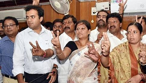 ಕಲಬುರ್ಗಿಯಲ್ಲೂ 'ಕೈ'ತಪ್ಪಿದ ಜಿ.ಪಂ.ಅಧಿಕಾರ: ಅಧ್ಯಕ್ಷ, ಉಪಾಧ್ಯಕ್ಷ ಬಿಜೆಪಿ ತೆಕ್ಕೆಗೆ