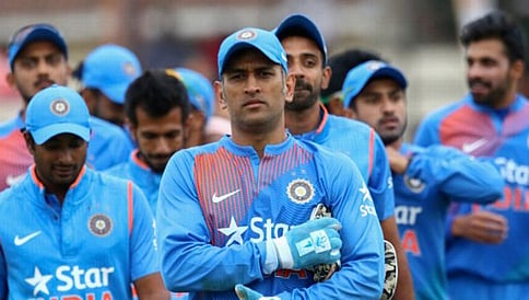 ರಿಕ್ಕಿ ಪಾ೦ಟಿ೦ಗ್ ದಾಖಲೆ ಸರಿಗಟ್ಟಿದ ಎಂಎಸ್ ಧೋನಿ