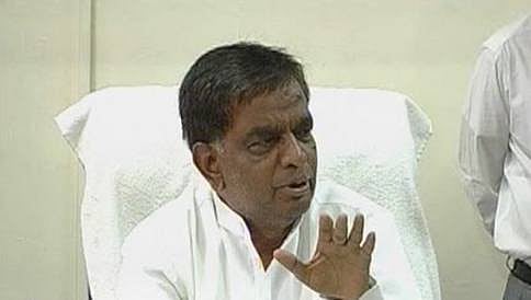 ಮುಂದುವರೆದ ಪ್ರಸಾದ್ ಪರ ಪ್ರತಿಭಟನೆ: ಪೊಲೀಸರ ಮನವೊಲಿಕೆ ಯತ್ನ ವಿಫಲ