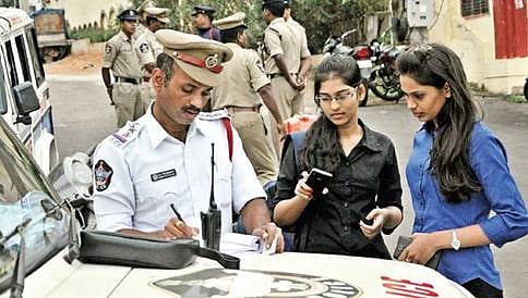 ರಸ್ತೆ ಸಂಚಾರ ನಿಯಮ ಉಲ್ಲಂಘನೆ: ಎರಡು ದಿನಗಳಲ್ಲಿ 1,125 ಕೇಸು ದಾಖಲು