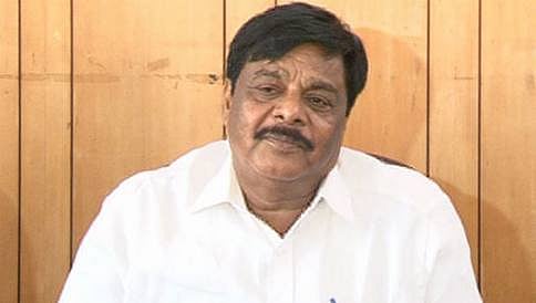 ಬಿಜೆಪಿ ನಾಯಕ ಈಶ್ವರಪ್ಪ 'ಹುಚ್ಚು ನಾಯಿ' ಇದ್ದಂತೆ: ಸಚಿವ ಮಹದೇವಪ್ಪ