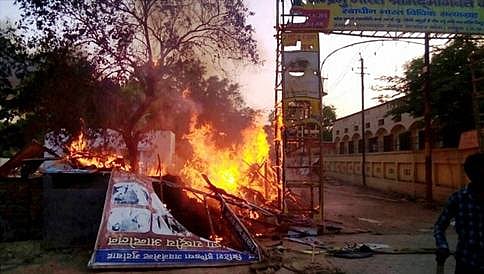 ಮಥುರಾ ಘರ್ಷಣಾ ಸ್ಥಳದಲ್ಲಿ ಭಾರಿ ಪ್ರಮಾಣದ ಸ್ಫೋಟಕ ಪತ್ತೆ