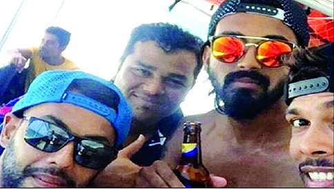 ಬಿಯರ್ ಬಾಟಲಿಯೊಂದಿಗೆ ಕನ್ನಡಿಗ ಕೆಎಲ್ ರಾಹುಲ್ ಸೆಲ್ಫಿ: ಬಿಸಿಸಿಐ ಗರಂ