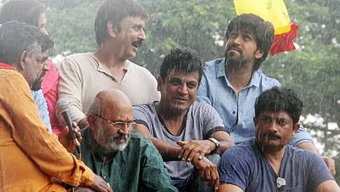 'ಕರ್ನಾಟಕ ಬಂದ್' ಬಹುತೇಕ ಯಶಸ್ವಿ, ಸಹಜ ಸ್ಥಿತಿಗೆ ಮರಳಿದ ಜನಜೀವನ