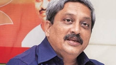ಸೇನೆಯಲ್ಲಿ ಮಹಿಳಾ ಪಡೆಯನ್ನು ಹೆಚ್ಚಿಸುವ ಬಗ್ಗೆ ಚಿಂತನೆ: ಮನೋಹರ್ ಪರಿಕ್ಕರ್