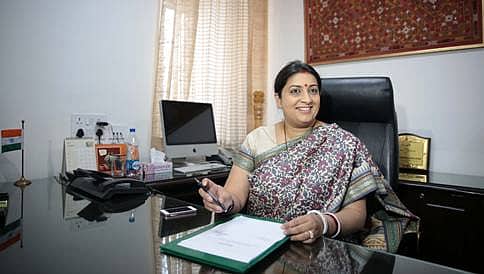 'ಏನು ಮಾಡಿದ್ರೂ ಜನ ಏನಾದರೊಂದು ಹೇಳ್ತಾನೇ ಇರ್ತಾರೆ': ಸ್ಮೃತಿ ಇರಾನಿ