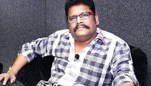 ಹಣವಿರುವುದೇ ಕಮರ್ಷಿಯಲ್ ಸಿನೆಮಾಗಳಲ್ಲಿ: 'ಕೋಟಿಗೊಬ್ಬ2' ನಿರ್ದೇಶಕ ರವಿಕುಮಾರ್