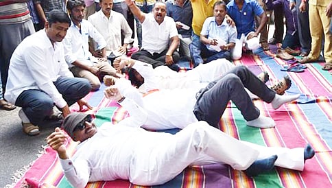 ಮಂಡ್ಯದತ್ತ ವಾಟಾಳ್ ಅಂಡ್ ಟೀಮ್; ಇಂದು ಕೆಆರ್ ಎಸ್ ಗೆ ಭೇಟಿ..!