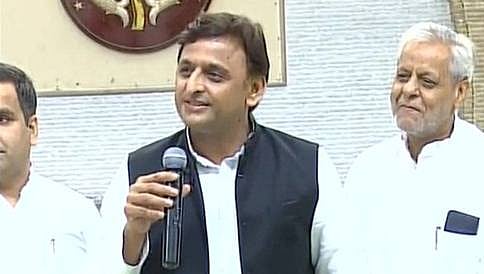 ನಮ್ಮ ಜಗಳ ಸರ್ಕಾರದೊಳಗೇ ಹೊರತು ಕುಟುಂಬದೊಳಗಲ್ಲ: ಮೌನ ಮುರಿದ ಅಖಿಲೇಶ್