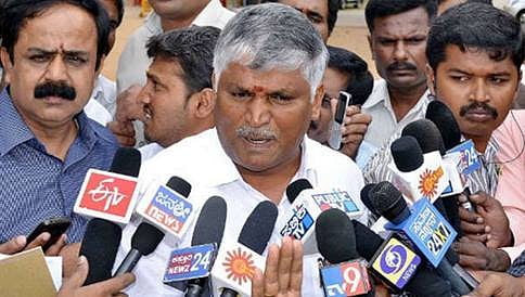 ಕಾವೇರಿ ಕಿಚ್ಚು: ಸಂಸದ ಸ್ಥಾನಕ್ಕೆ ಸಿ.ಎಸ್.ಪುಟ್ಟರಾಜು ರಾಜಿನಾಮೆ