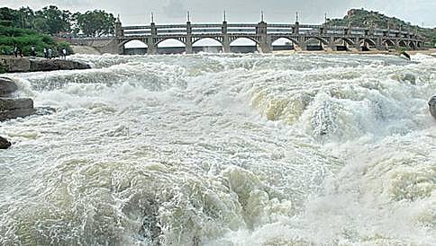 ನದಿ ಮುಖಜ ಭೂಮಿಯ ನೀರಾವರಿಗೆ ಮೆಟ್ಟೂರು ಜಲಾಶಯದಿಂದ ನೀರು ಬಿಡುಗಡೆ