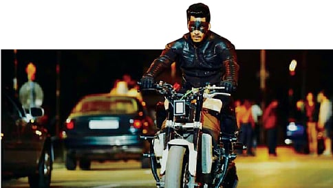 'ಜಾಗ್ವಾರ್' ಮೊದಲ ಟಿಕೆಟ್ 10 ಲಕ್ಷಕ್ಕೆ ಬಿಕರಿ!