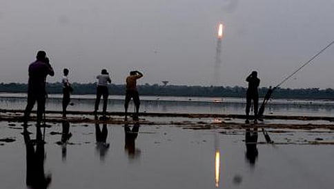 ಇಸ್ರೋ ಸಾಧನೆಗೆ ಪ್ರಧಾನಿ, ರಾಷ್ಟ್ರಪತಿಗಳ ಅಭಿನಂದನೆ