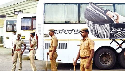 ಕಾವೇರಿ ವಿವಾದ: ಕರ್ನಾಟಕ-ತಮಿಳುನಾಡಿನ ಗಡಿಯಲ್ಲಿ ಉದ್ವಿಗ್ನ ವಾತಾವರಣ