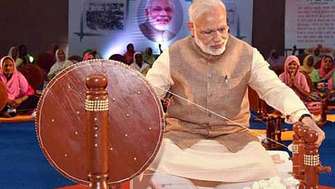 ಖಾದಿ ಕ್ಯಾಲೆಂಡರ್ ವಿವಾದ ಅನವಶ್ಯಕ, ಯಾವುದೇ ವಿವಾದ ಇಲ್ಲ: ಕೇಂದ್ರ ಸರ್ಕಾರ