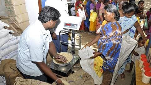 ಇನ್ಮುಂದೆ ಮೂರು ತಿಂಗಳಿಗೊಮ್ಮೆ ಪಡಿತರ ಧಾನ್ಯ ವಿತರಣೆ?