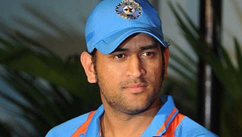 ಮೊಬೈಲ್ ಕಂಪನಿ ವಿರುದ್ಧ  ದೆಹಲಿ ಹೈಕೋರ್ಟ್ ಮೆಟ್ಟಿಲೇರಿದ ಎಂ.ಎಸ್  ಧೋನಿ