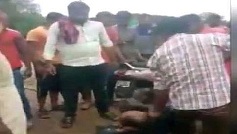 ಗುಜರಾತ್: ದಲಿತ ಯುವಕ ಮೀಸೆ ಬೆಳೆಸಿದ್ದಕ್ಕೆ ಮೇಲ್ಜಾತಿಯವರಿಂದ ಹಲ್ಲೆ!