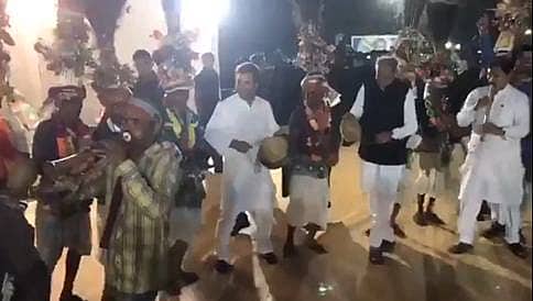ಗುಜರಾತ್ ರ್ಯಾಲಿಯಲ್ಲಿ ರಾಹುಲ್ ಗಾಂಧಿ ಡ್ಯಾನ್ಸ್