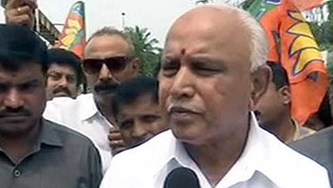 ನಗರ ಜನತೆಗೆ 'ಗುಂಡಿ ಭಾಗ್ಯ': ಸಿಎಂ ಸಿದ್ದರಾಮಯ್ಯ ವಿರುದ್ದ ಬಿಜೆಪಿ ವಾಗ್ದಾಳಿ