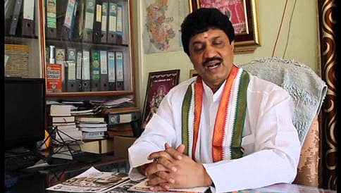 ಕಾಂಗ್ರೆಸ್ ಮಾಜಿ ಶಾಸಕ ನೆ.ಲ ನರೇಂದ್ರ ಬಾಬು ಜೊತೆ ಹಲವು ಕಲಾವಿದರು ಬಿಜೆಪಿ ಸೇರ್ಪಡೆ