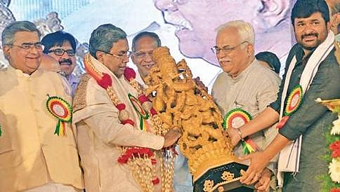 ನಮ್ಮ ಸರ್ಕಾರ ಕುರಿತು ಬಿಜೆಪಿ ಬರೀ ನಕಾರಾತ್ಮಕ ಪ್ರತಿಕ್ರಿಯೆ ನೀಡುತ್ತಿದೆ: ಸಿಎಂ ಸಿದ್ದರಾಮಯ್ಯ