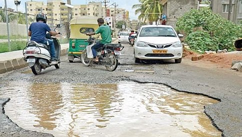 ಬೆಂಗಳೂರು ರಸ್ತೆ ದುರವಸ್ಥೆ, ಬಿಬಿಎಂಪಿಗೆ ಎಚ್ಚರಿಸಿದ ಲೋಕಾಯುಕ್ತ