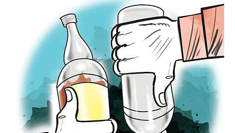 ನಕಲಿ ಮದ್ಯ ಸೇವನೆ: ಬಿಹಾರದಲ್ಲಿ ಐದು ಮಂದಿ ದಾರುಣ ಸಾವು, 9 ಪೊಲೀಸರ ಅಮಾನತು