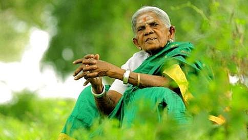 ಮುಖ್ಯಮಂತ್ರಿ ಮನವಿ ಬಳಿಕ ರೂ.10 ಲಕ್ಷ  ವೈದ್ಯಕೀಯ ಪರಿಹಾರ ಪಡೆದ ಸಾಲುಮರದ ತಿಮ್ಮಕ್ಕ