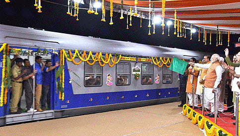 ದಶಕಗಳ ಕನಸು ನನಸು: ಬೀದರ್-ಕಲ್ಬುರ್ಗಿ ನೂತನ ರೈಲು ಸಂಚಾರಕ್ಕೆ ಪ್ರಧಾನಿ ಮೋದಿ ಚಾಲನೆ
