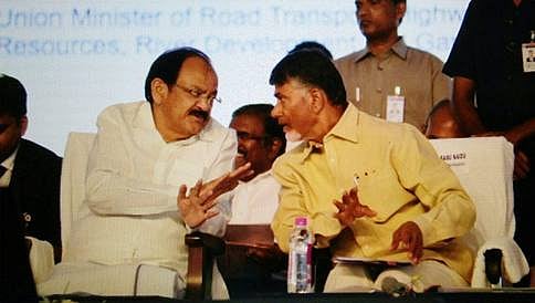 ಆಂಧ್ರದಲ್ಲಿ ನೌಕರಿ ಪಡೆಯಲು ತೆಲುಗು ಕಡ್ಡಾಯ ಮಾಡಿ: ವೆಂಕಯ್ಯ ನಾಯ್ಡು