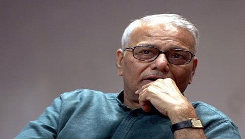 ಅರ್ಥವ್ಯವಸ್ಥೆ ಅವ್ಯವಸ್ಥೆಯಾಗಿರುವಾಗ ಸುಮ್ಮನಿರಲಾರೆ: ಪ್ರಧಾನಿಗೆ ಯಶ್ವಂತ್ ಸಿನ್ಹಾ ತಿರುಗೇಟು