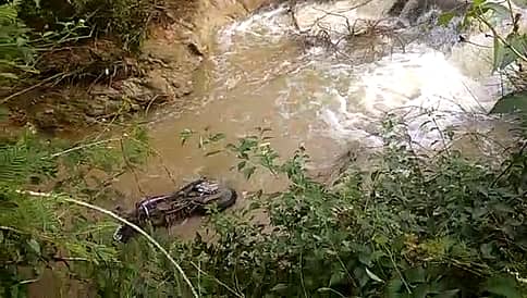 ಕೋಲಾರದಲ್ಲಿ ಅಕಾಲಿಕ ಮಳೆ, ನೀರಿನಲ್ಲಿ ಕೊಚ್ಚಿ ಹೋದ ಬೈಕ್ ಸವಾರ ಸಾವು
