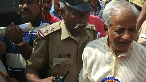 ಮೈಸೂರು: ಕನ್ನಡ ಸಾಹಿತ್ಯ ಸಮ್ಮೇಳನ ಗೋಷ್ಠಿಯಲ್ಲಿ ಭಗವಾನ್ ವಿರುದ್ಧ ಪ್ರತಿಭಟನೆ