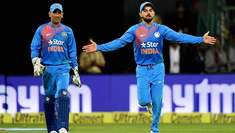 ಧೋನಿಯನ್ನು ಹಿಂದಿಕ್ಕಿದ ಕೊಹ್ಲಿ: 'ಯಾಹೂ' ಅತೀ ಹೆಚ್ಚು ಹುಡುಕಾಟದಲ್ಲಿ ವಿರಾಟ್ ನಂ.1!