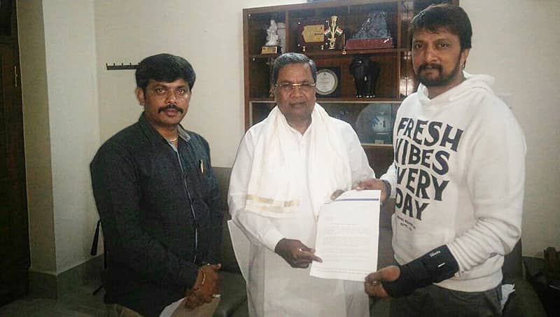 ಸಿಎಂ ಸಿದ್ದರಾಮಯ್ಯ ಭೇಟಿ ಮಾಡಿದ ನಟ ಕಿಚ್ಚಾ ಸುದೀಪ್, ವಿಷ್ಣು ಸ್ಮಾರಕಕ್ಕಾಗಿ ಮನವಿ!