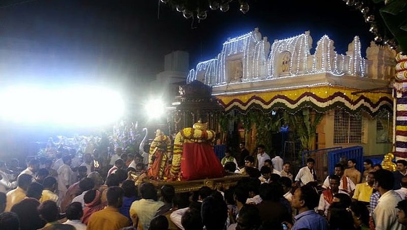 ವೈಕುಂಠ ಏಕಾದಶಿ: ವೆಂಕಟೇಶ್ವರ ಸ್ವಾಮಿ ದೇಗುಲಗಳಲ್ಲಿ ಭಾರಿ ಜನಸಂದಣಿ