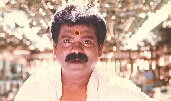 <div><b>ವಿನು ಚಕ್ರವರ್ತಿ</b></div><div>ತಮಿಳು ಚಿತ್ರರಂಗ ಖ್ಯಾತ ನಟ ಹಾಗಾ ಬರಹಗಾರ ವಿನು ಚಕ್ರವರ್ತಿಯವರು ತೀವ್ರ ಅನಾರೋಗ್ಯದಿಂದಾಗಿ ಮಾ.27 ರಂದು ಸಾವನ್ನಪ್ಪಿದ್ದರು. ವಿನು ಚಕ್ರವರ್ತಿಯವರಿಗೆ 71 ವರ್ಷ ವಯಸ್ಸಾಗಿತ್ತು. </div>