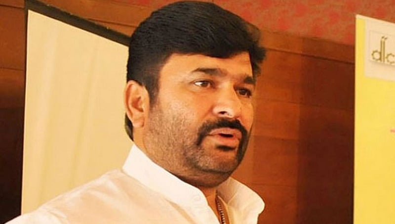 ಪ್ರತಾಪ್ ಸಿಂಹ ಒಬ್ಬ ಹುಚ್ಚ, ಹುಚ್ಚಾಸ್ಪತ್ರೆಗೆ ಸೇರಿಸಬೇಕು: ಸಚಿವ ವಿನಯ ಕುಲಕರ್ಣಿ