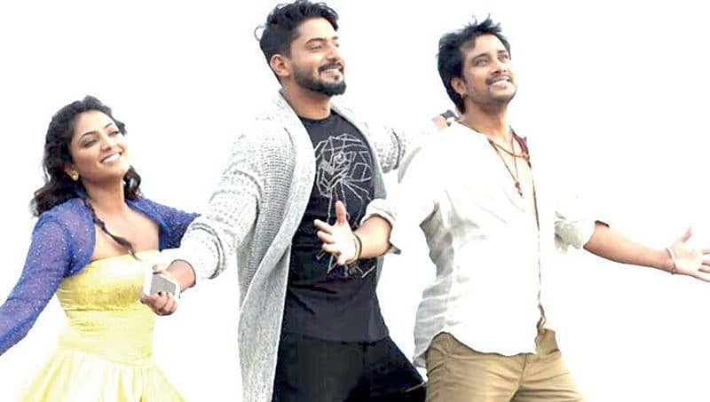 'ಲೈಫ್ ಜೊತೆ ಒಂದು ಸೆಲ್ಫಿ' ಸೆಟ್ ನಲ್ಲಿ ಎಲ್ಲರ ನಡುವೆ ಕೆಮೆಸ್ಟ್ರಿ ಚೆನ್ನಾಗಿದೆ: ದಿನಕರ್ ತೂಗದೀಪ