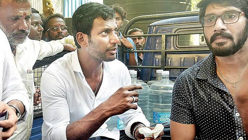 ಆರ್ ಕೆ ನಗರ ಉಪಚುನಾವಣೆ: ವಿಶಾಲ್ ನಾಮಪತ್ರ ತಿರಸ್ಕೃತ, 'ಪ್ರಜಾಪ್ರಭುತ್ವದ ಕೊಲೆ' ಎಂದ ನಟ