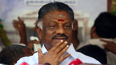 ಪನ್ನೀರ್ ಸೆಲ್ವಂ ಗೆ ಮತ್ತೆ 3 ಸಂಸದರ ಬೆಂಬಲ!