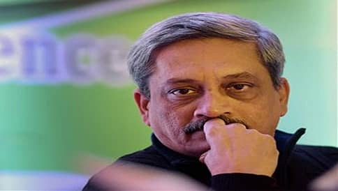 ಲಂಚದ ಕುರಿತು ಹೇಳಿಕೆ: ಮನೋಹರ್ ಪರಿಕ್ಕರ್ ಗೆ ಚುನಾವಣಾ ಆಯೋಗದ ಎಚ್ಚರಿಕೆ