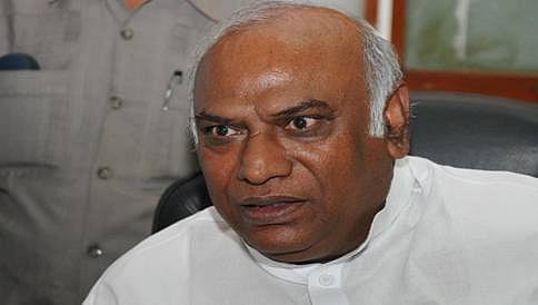 ಉತ್ತರಪ್ರದೇಶದ ಸಿಎಂ ಆಗಿ ಯೋಗಿ ಆದಿತ್ಯನಾಥ ಆಯ್ಕೆ ತಪ್ಪು ನಿರ್ಧಾರ: ಖರ್ಗೆ