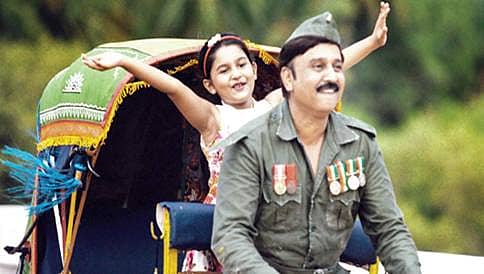 ರಿಮೇಕ್ ಹಕ್ಕು ಉಲ್ಲಂಘನೆ: ಪುಷ್ಪಕ ವಿಮಾನ ಚಿತ್ರದ ವಿರುದ್ದ ಪ್ರಕರಣ ದಾಖಲು
